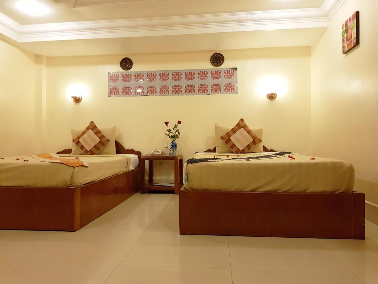 Fancy Guesthouse Phnom Penh Exteriör bild