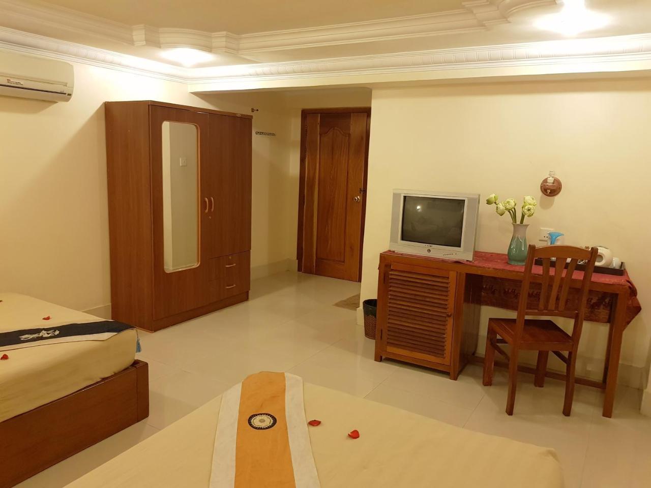Fancy Guesthouse Phnom Penh Exteriör bild