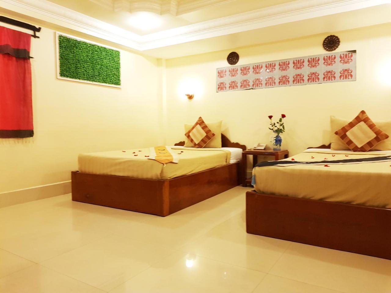 Fancy Guesthouse Phnom Penh Exteriör bild