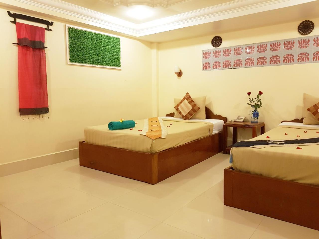 Fancy Guesthouse Phnom Penh Exteriör bild