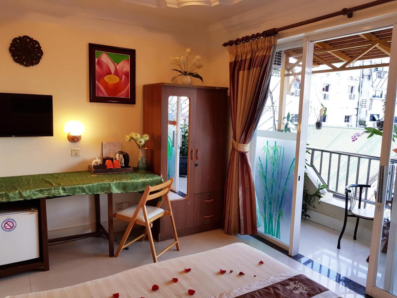 Fancy Guesthouse Phnom Penh Exteriör bild